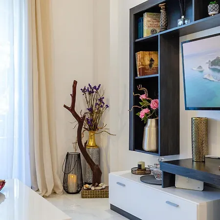 Casa Di Rosi, Seaview In Corfu Town Apartment