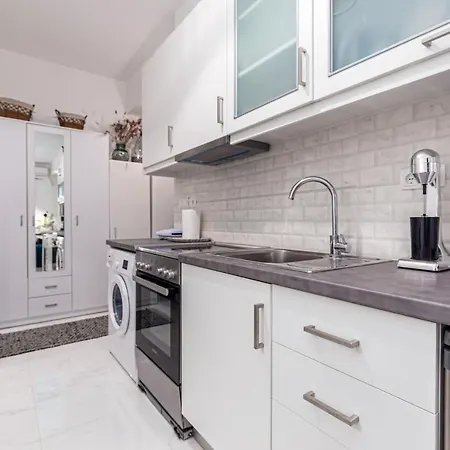 Apartment Casa Di Rosi, Seaview In Corfu Town *